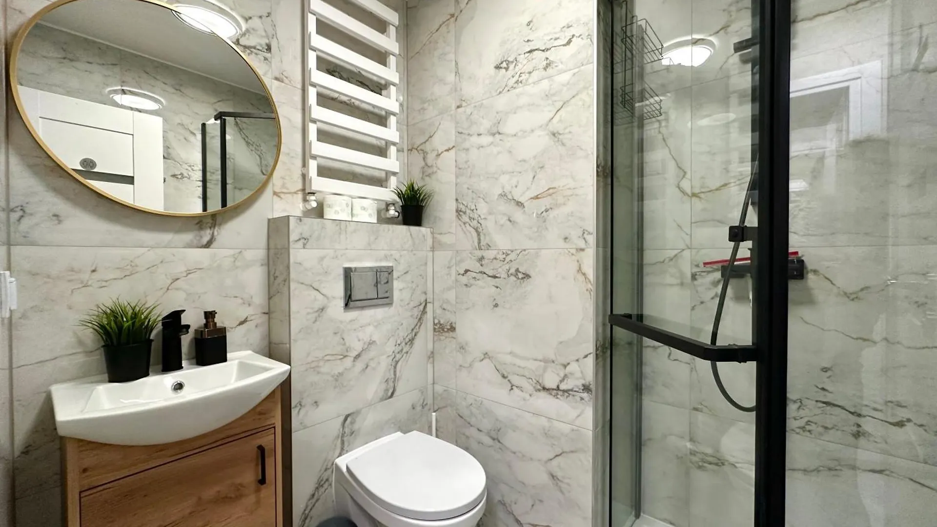 Homestay Mmrent Moonlight Room Gdansk Poland